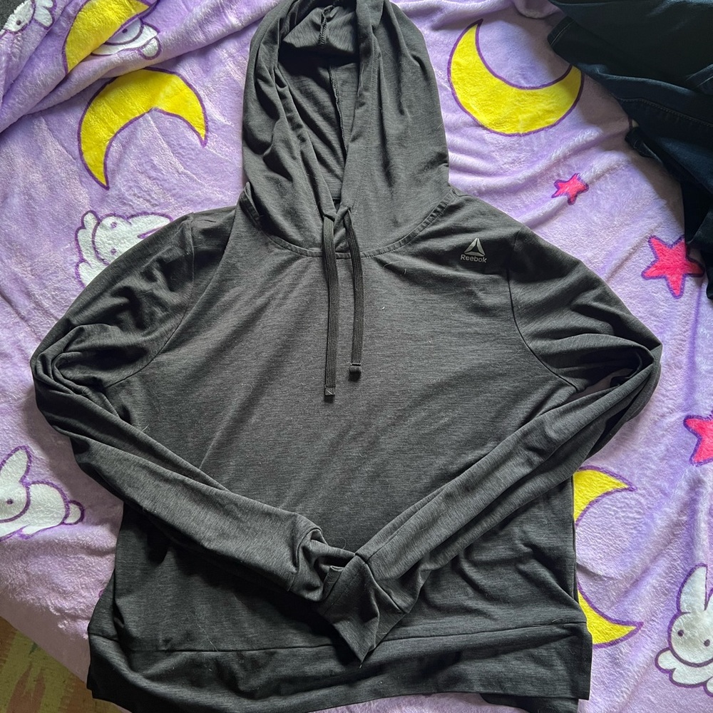 Reebok Women’s Cropped Pullover w/ Hood